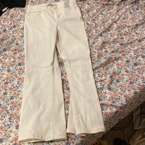 Size 8 Levi bootcut white jeans
